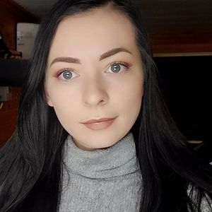 Meet your Posher, Ashlee